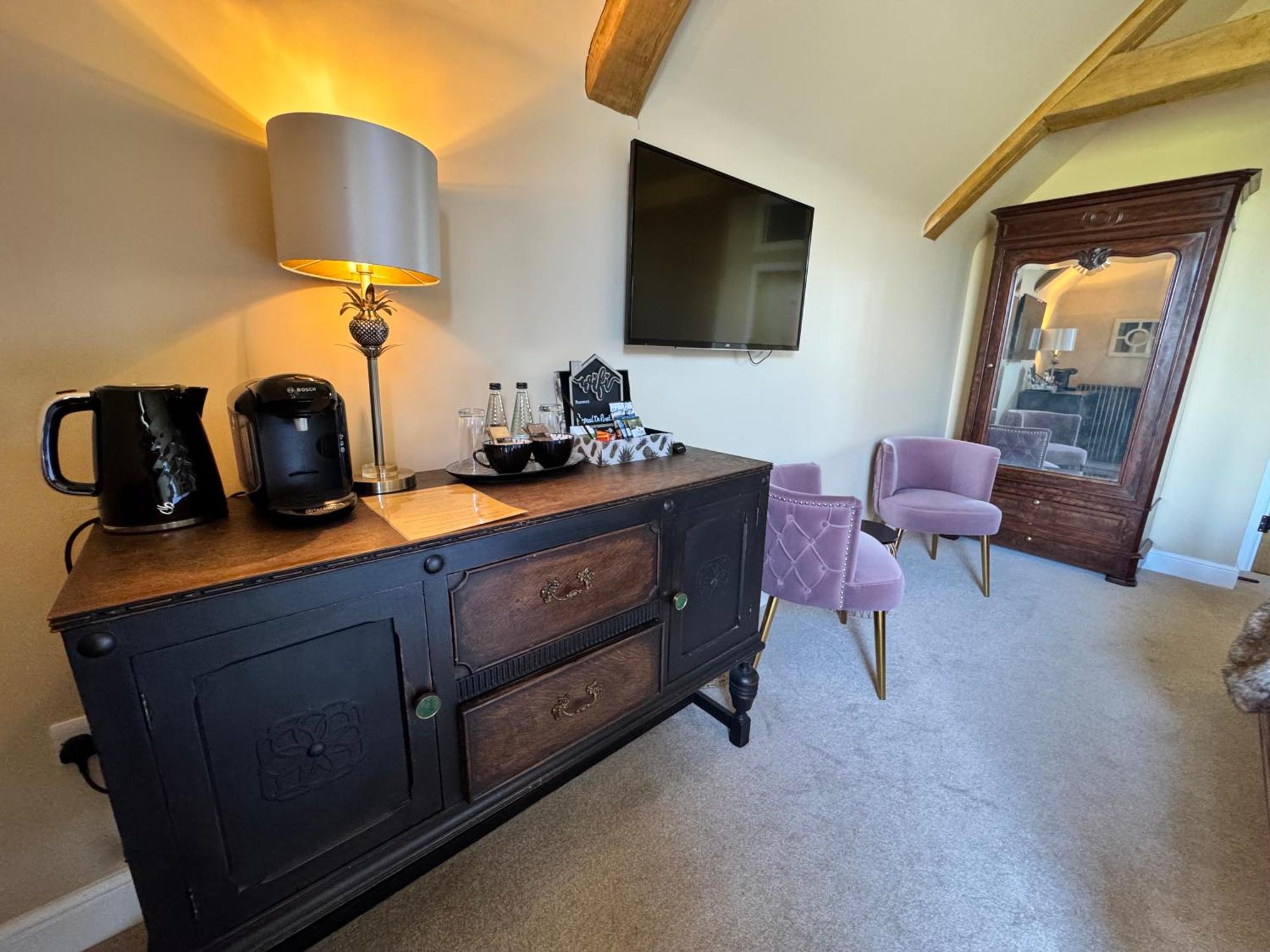 Bed & Breakfast The Bowl 4*