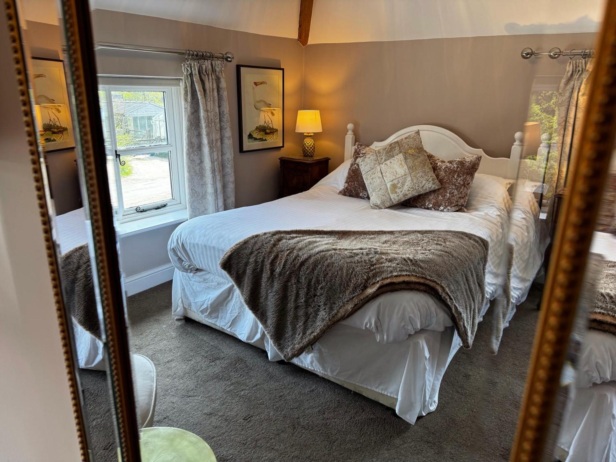 Bed & Breakfast The Bowl Charing